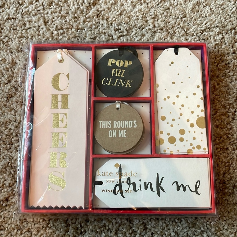 NWT kate spade wine tag set